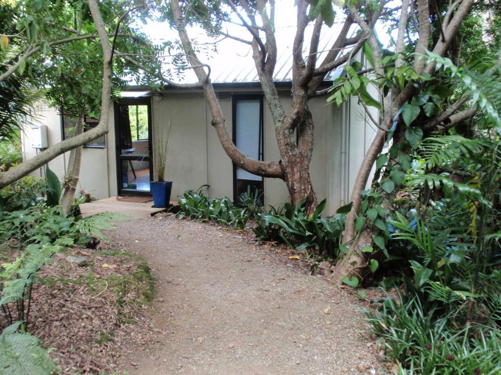 קאריקרי Wharepuke Subtropical Accommodation מראה חיצוני תמונה
