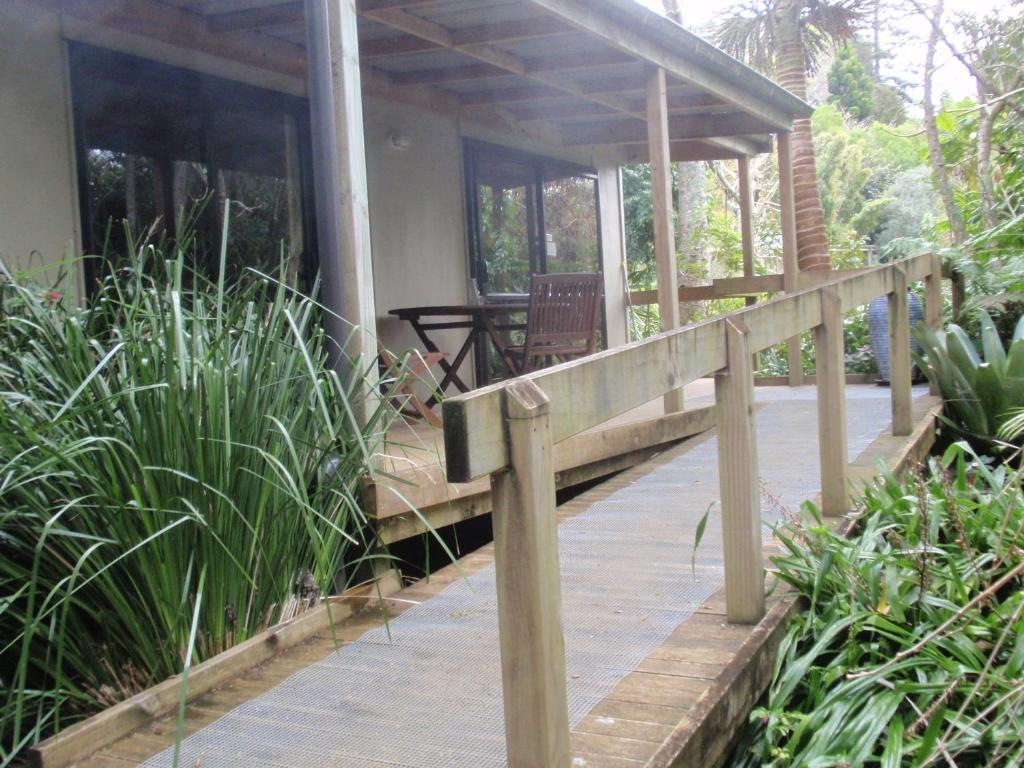קאריקרי Wharepuke Subtropical Accommodation חדר תמונה
