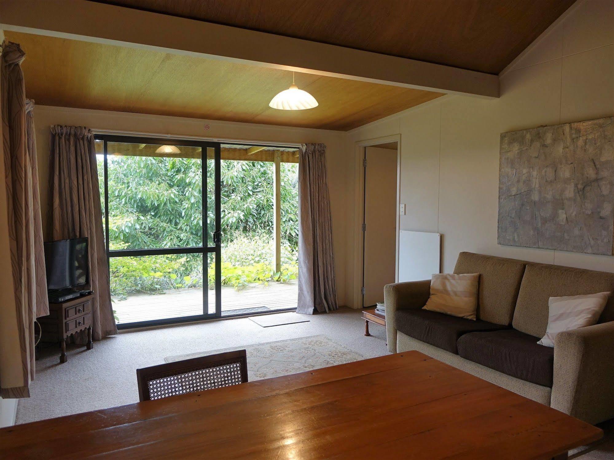 קאריקרי Wharepuke Subtropical Accommodation מראה חיצוני תמונה