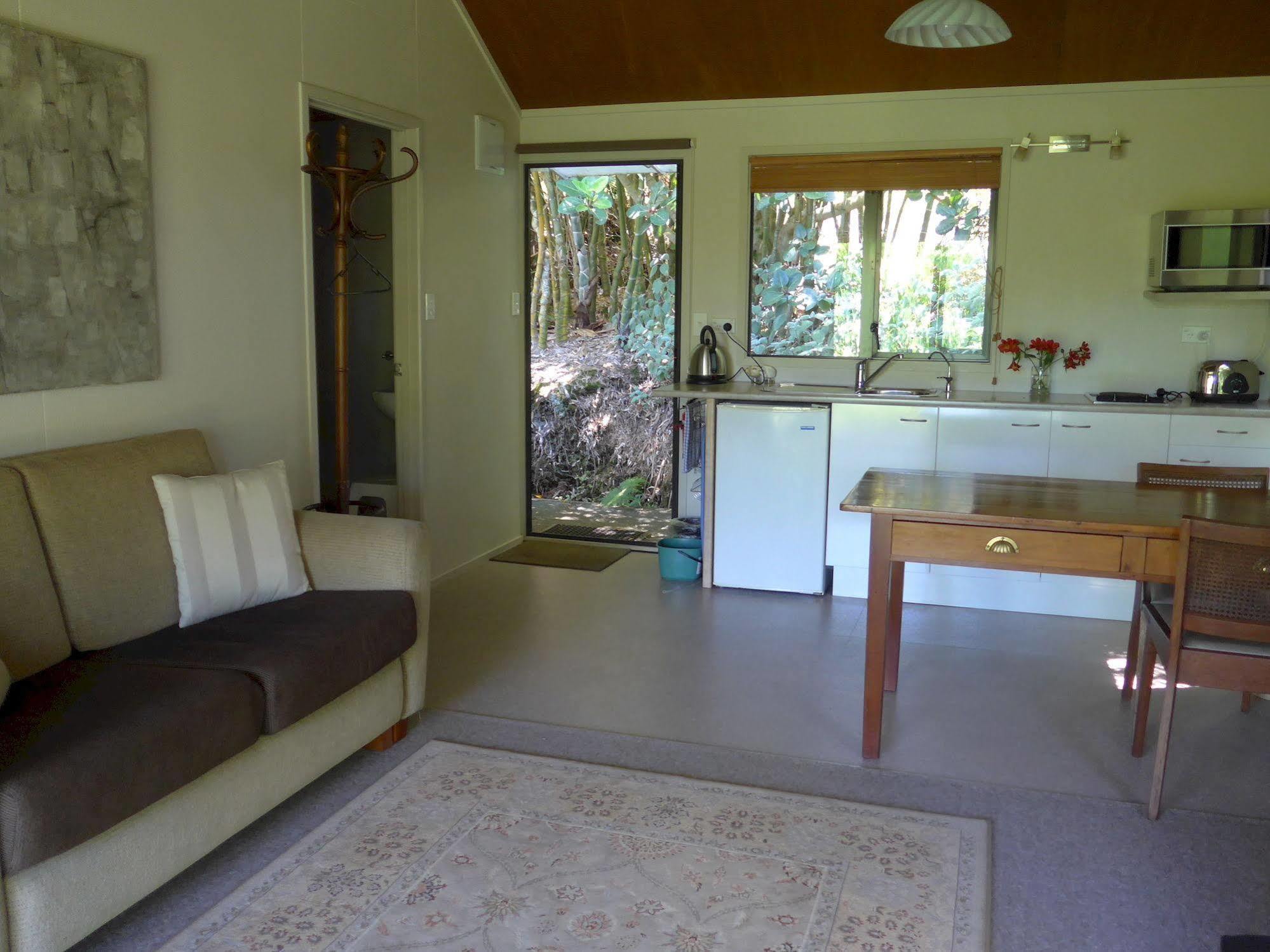 קאריקרי Wharepuke Subtropical Accommodation מראה חיצוני תמונה